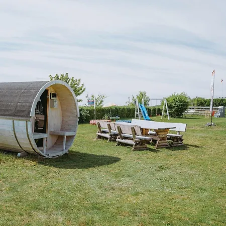 Ferienhaeuser Insel Usedom Haus Milo 5 - Blick Aufs Achterwasser! Whirlpool Und Sauna Holiday home Lutow
