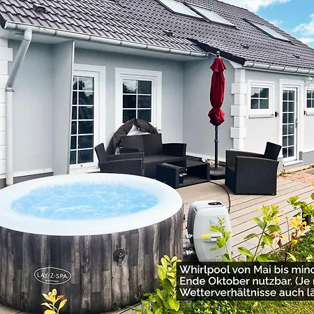 Prázdninový dům Ferienhaeuser Insel Usedom Haus Milo 5 - Blick Aufs Achterwasser! Whirlpool Und Sauna Lutow