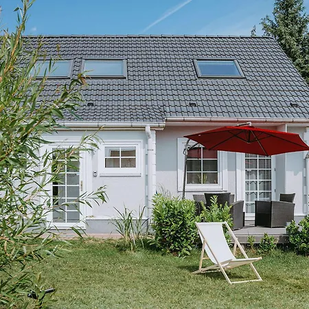 Ferienhaeuser Insel Usedom Haus Milo 5 - Blick Aufs Achterwasser! Whirlpool Und Sauna Holiday home Lutow