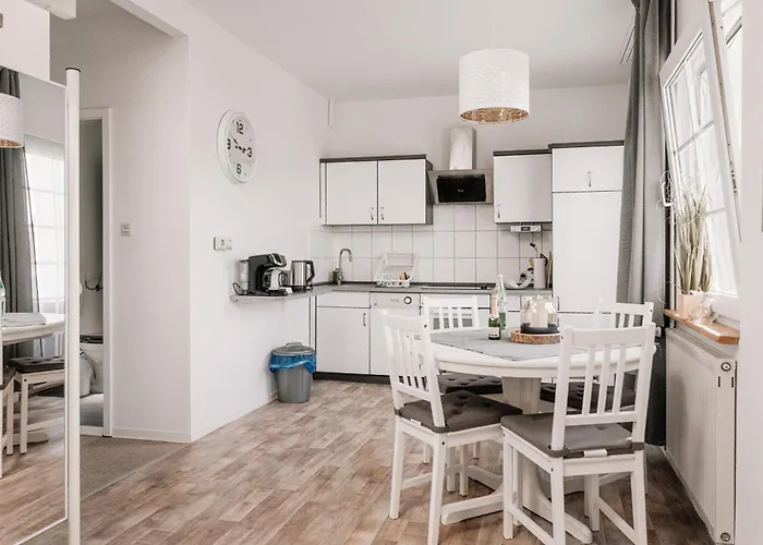 Ferienhaeuser Insel Usedom Haus Milo 5 - Blick Aufs Achterwasser! Whirlpool Und Sauna 펜션